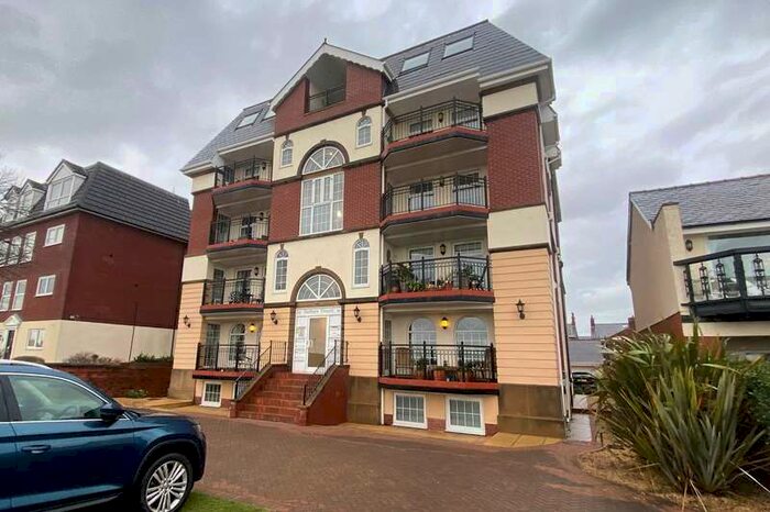 2 Bedroom Apartment To Rent In 33-34 East Beach, Lytham St Annes, FY8