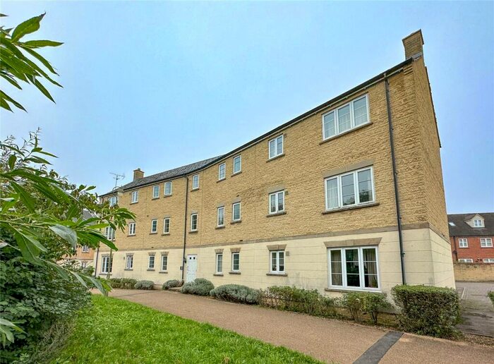 2 Bedroom Apartment To Rent In Madley Brook Lane, Witney, Oxfordshire, OX28