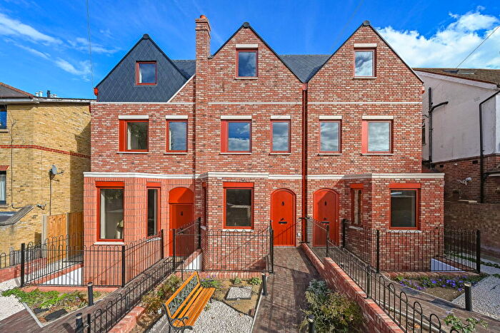 5 Bedroom Terraced House To Rent In Church Rise, Forest Hill, SE23
