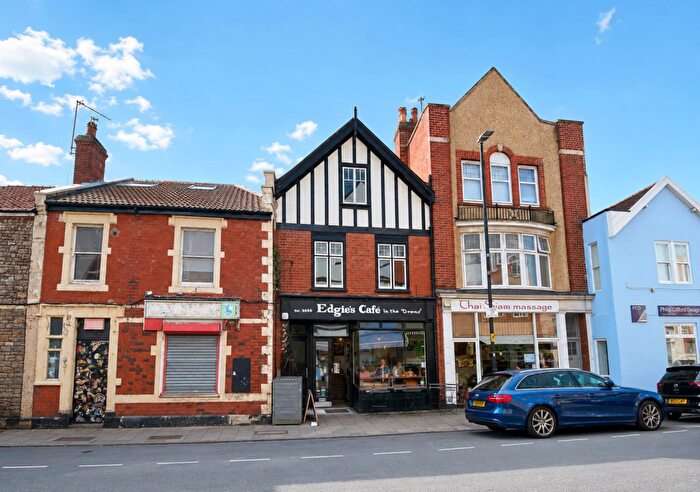 3 Bedroom Maisonette To Rent In North View, Westbury Park, Bristol, BS6
