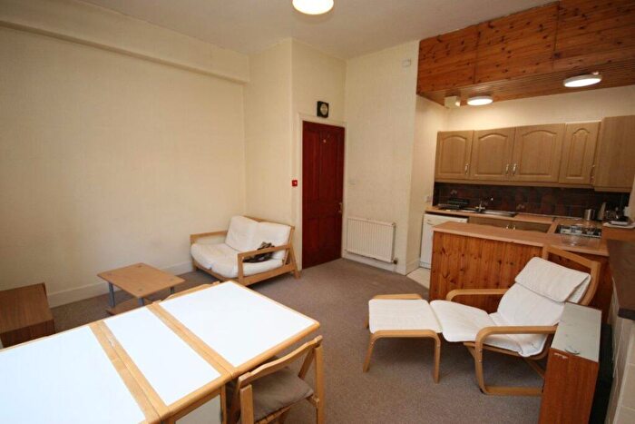 1 Bedroom Flat To Rent In Dean Park Street, Stockbridge, Edinburgh, EH4