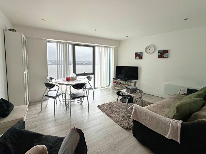 2 Bedroom Apartment For Sale In Princes Parade, Liverpool, Merseyside, L3