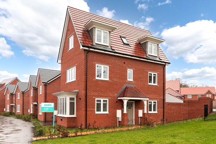 4 Bedroom Detached House To Rent In St Georges Park, Bracknell, RG42