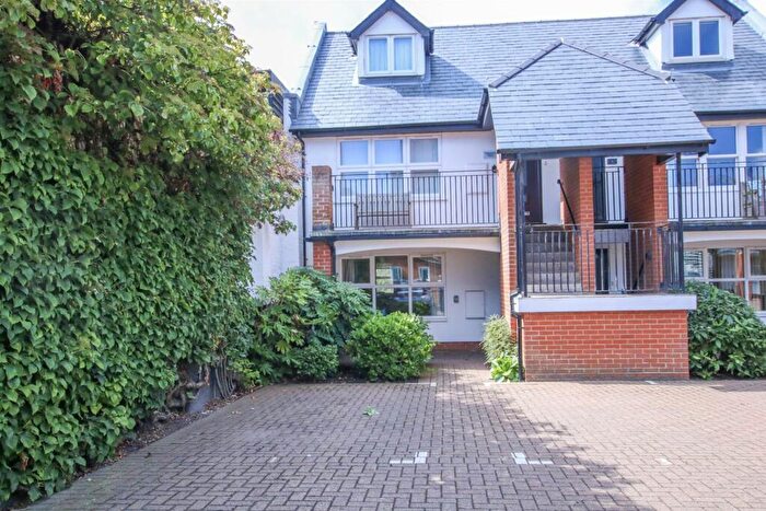 1 Bedroom Apartment For Sale In Aldeburgh, Suffolk, IP15