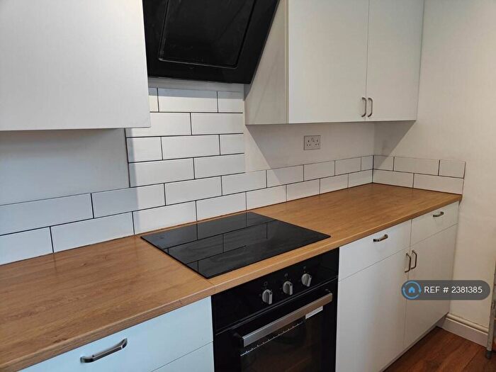 2 Bedroom Terraced House To Rent In Barton Street, Clowne, Chesterfield, S43