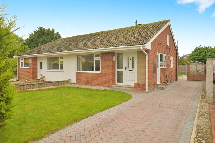 2 Bedroom Bungalow For Sale In Cedar Crescent, St. Marys Bay, Romney Marsh, Kent, TN29