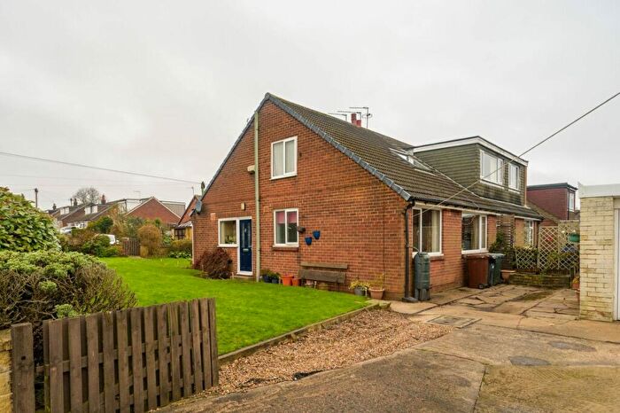 4 Bedroom Bungalow For Sale In Kingsdale Gardens, Drighlington, BD11