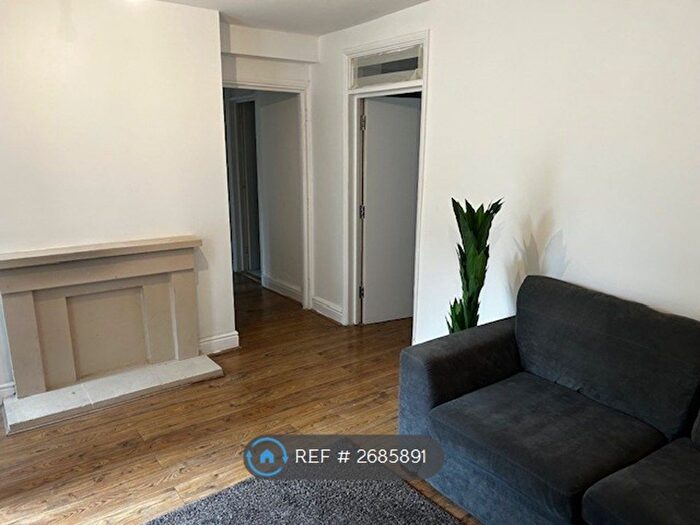 2 Bedroom Flat To Rent In Eastdown Park, London, SE13