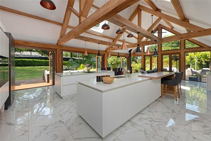 4 Bedroom Detached House For Sale In Willow Road, Whitstable, Kent, CT5