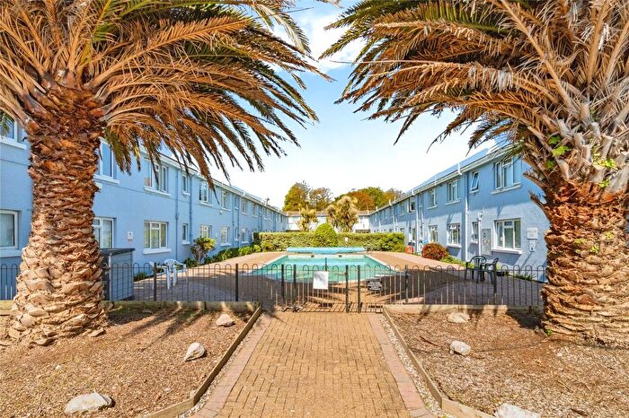 1 Bedroom Flat For Sale In Esplanade Road, Paignton, Devon, TQ4
