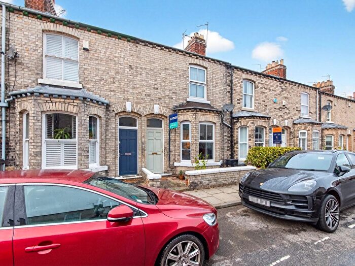 3 Bedroom Terraced House For Sale In Russell Street, York, YO23
