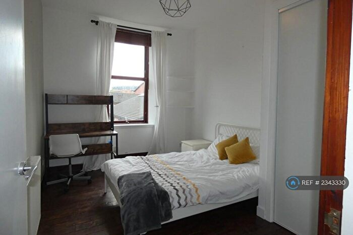 2 Bedroom Flat To Rent In Dumbarton Road, Glasgow, G11