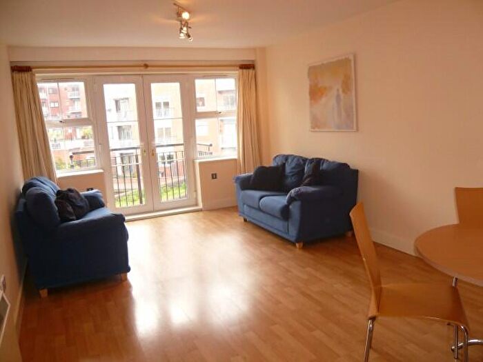 2 Bedroom Apartment To Rent In Waterside Court, B16