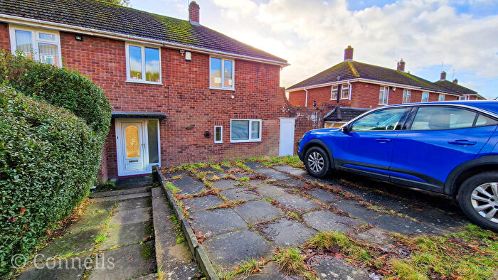 3 Bedroom House To Rent In Abbey Road, Halesowen, B63