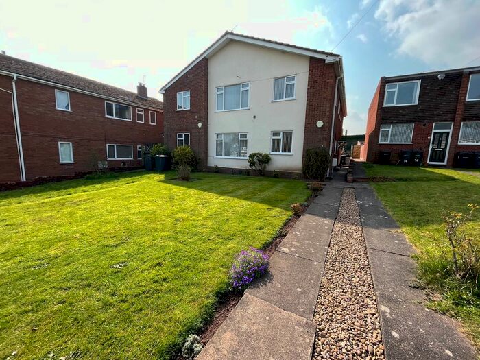 2 Bedroom Flat To Rent In Mottrams Close, Sutton Coldfield, B72