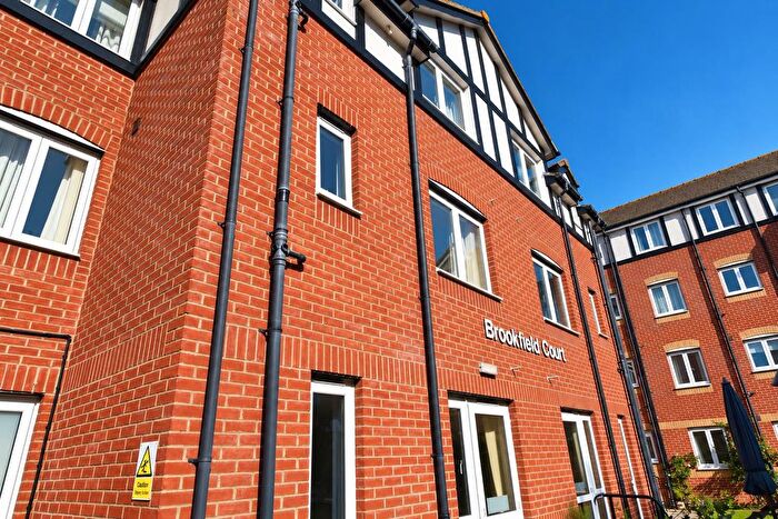 2 Bedroom Property For Sale In Springfield Road, Southborough, Tunbridge Wells, TN4