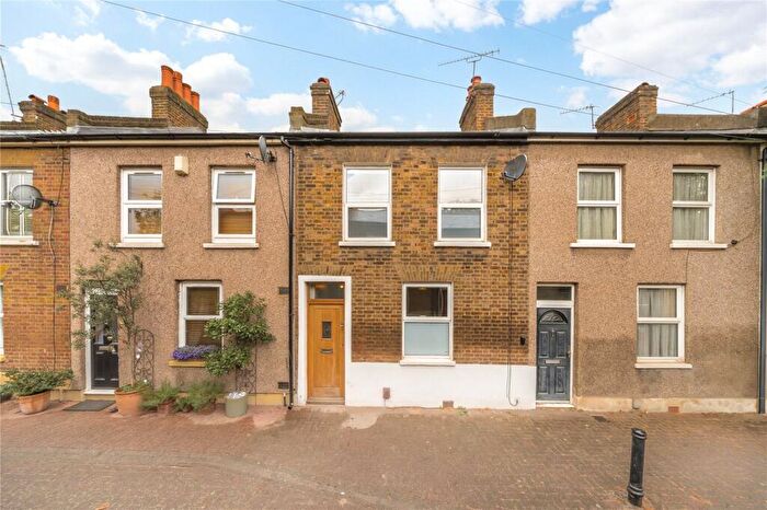 2 Bedroom Terraced House To Rent In Lavender Street, Stratford, London, E15
