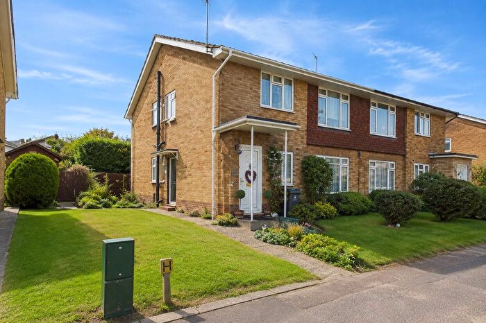 2 Bedroom Maisonette To Rent In Headley Close, Epsom, KT19