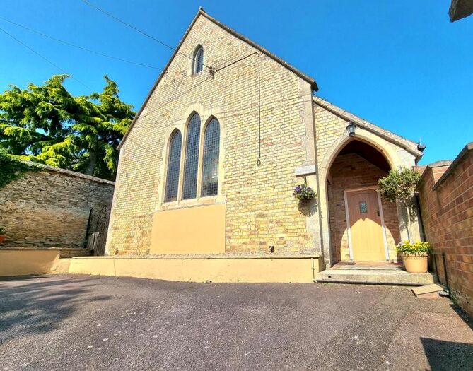 3 Bedroom Detached House For Sale In Islip, Oxfordshire, OX5