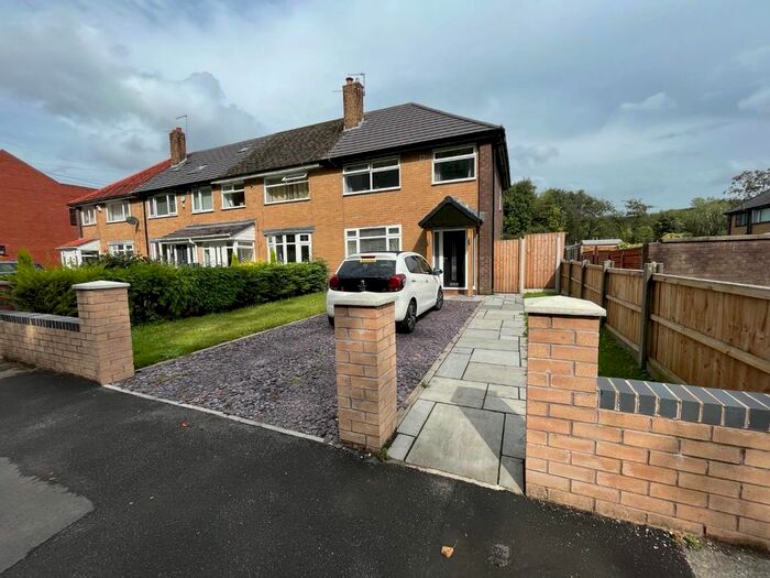 3 Bedroom Terraced House To Rent In Fold Road, Radcliffe, Manchester, M26