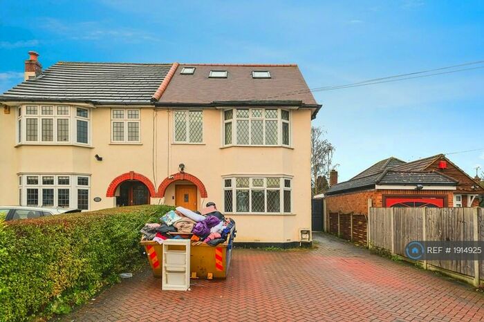 4 Bedroom Semi-Detached House To Rent In Oliver Road, Shenfield, Brentwood, CM15