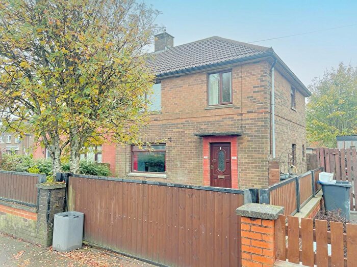 3 Bedroom Semi Detached House For Sale In Boltby Lane, Buttershaw, Bradford, BD6