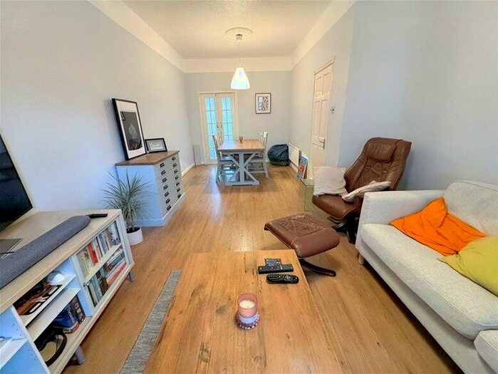 3 Bedroom House To Rent In Westdown Road, Leyton, E15