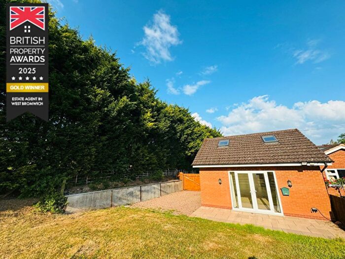 1 Bedroom Flat To Rent In Woodland Road, Dodford, Bromsgrove, B61