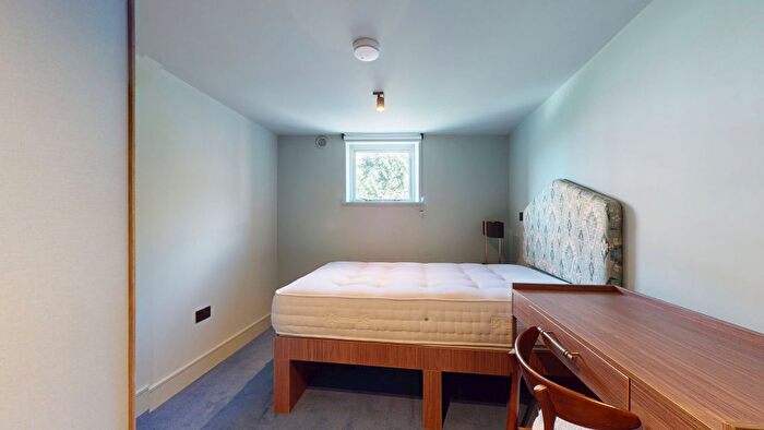 Studio To Rent In Cheshire Street, London, E2