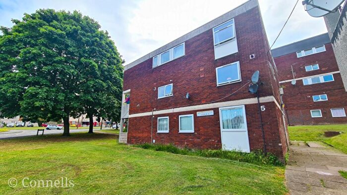 1 Bedroom Flat To Rent In Andrew Road, Halesowen, B63