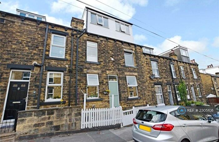 3 Bedroom Terraced House To Rent In Cowley Road, Leeds, LS13