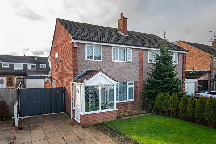 3 Bedroom Semi Detached House For Sale In Earlsway, Euxton, Chorley, PR7