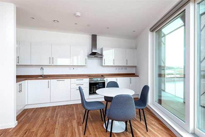 2 Bedroom Flat To Rent In Chatham Waters, North House, Gillingham Gate Road, Gillingham, ME4