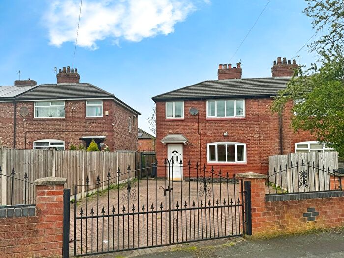 3 Bedroom Semi-Detached House To Rent In Dennison Avenue, Withington, Manchester, M20