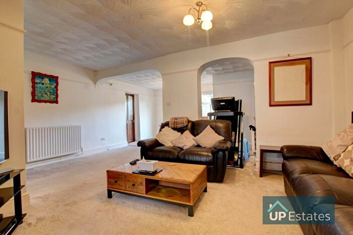 3 Bedroom End Of Terrace House For Sale In Hermitage Road, Poets Corner, Wyken, Coventry, CV2