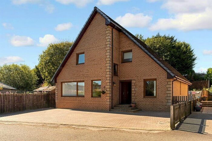 4 Bedroom Detached House For Sale In Bridge End, Shotts, ML7