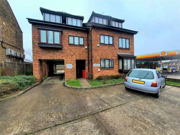 Houses for sale & to rent in HA1 4PH, Cumberland Road, Headstone South