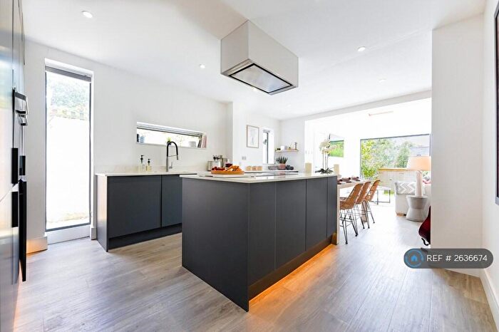 3 Bedroom End Of Terrace House To Rent In Church Road, Poole, BH14