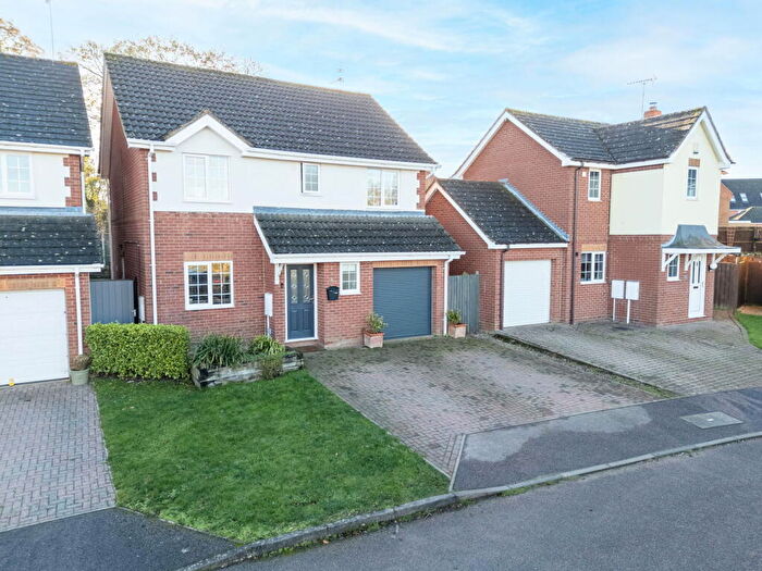 4 Bedroom Detached House For Sale In Harden Close, Great Oakley, Northamptonshire, NN18