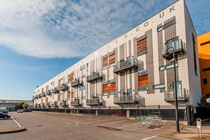 1 Bedroom Flat To Rent In Greenheys Lane West, Manchester, Greater Manchester, M15