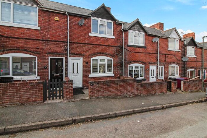 2 Bedroom House For Sale In Hunloke Road, Holmewood, S42
