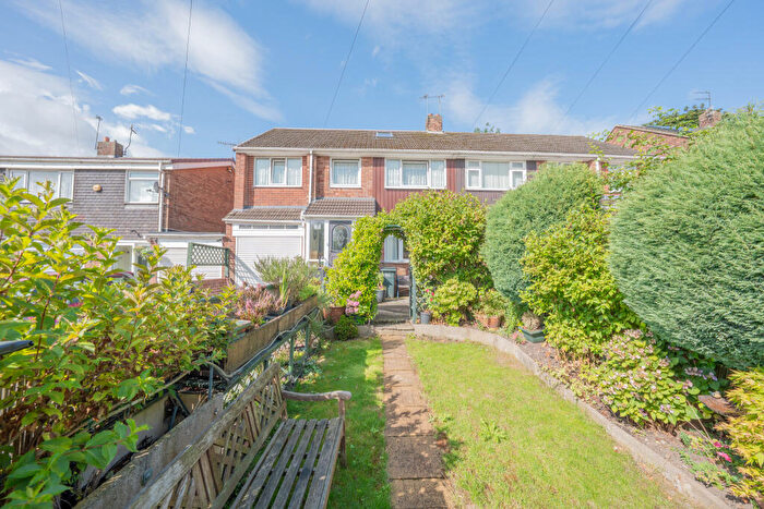 5 Bedroom Semi Detached House For Sale In Penshaw View, Wardley, Felling, Gateshead, NE10