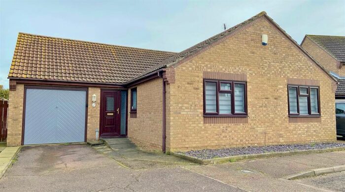 3 Bedroom Detached Bungalow For Sale In Brightside, Kirby Cross, CO13