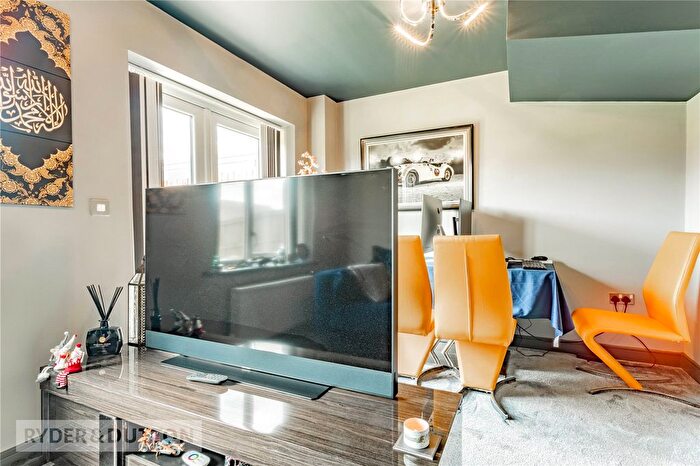 2 Bedroom Semi-Detached House For Sale In Brandlehow Drive, Middleton, Manchester, M24