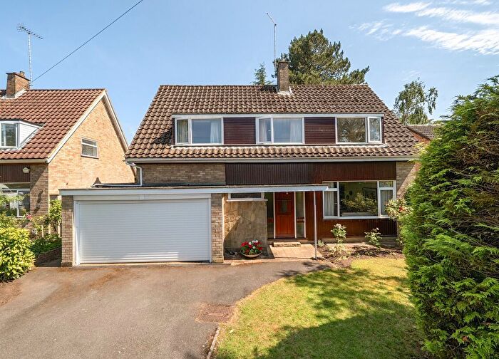 4 Bedroom Detached House For Sale In Bay Tree Walk, Nascot Wood, Watford, WD17