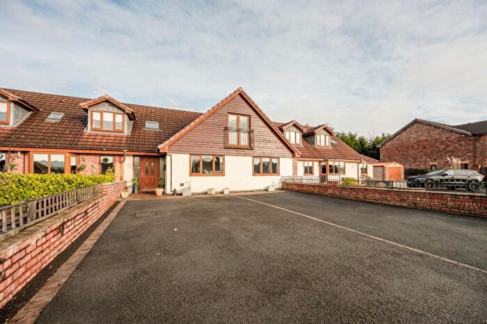 4 Bedroom Terraced House For Sale In Gravel Lane, Banks, PR9