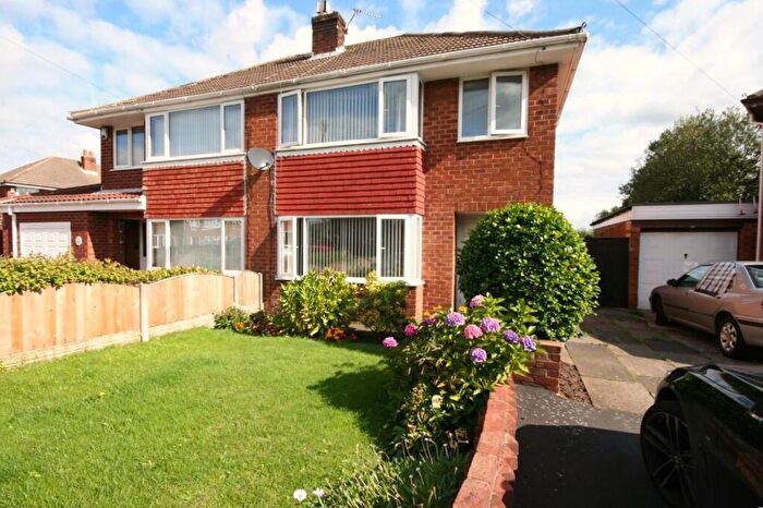 3 Bedroom Semi-Detached House To Rent In Willow Crescent Burscough, L40