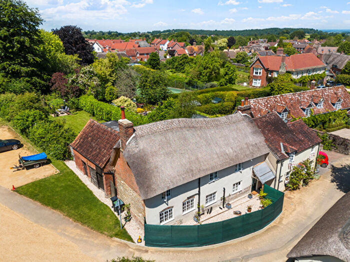 3 Bedroom Cottage To Rent In Okeford Fitzpaine, DT11