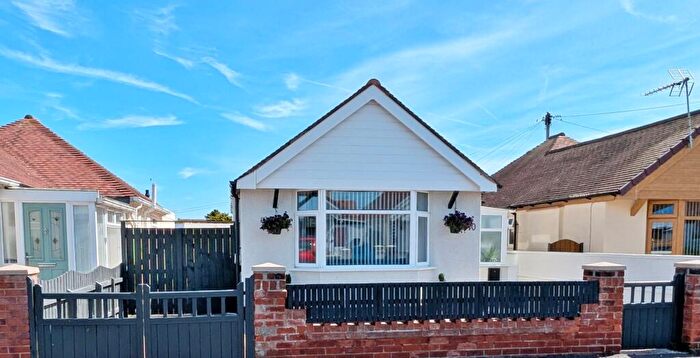 2 Bedroom Detached Bungalow For Sale In Roy Avenue, Prestatyn, LL19
