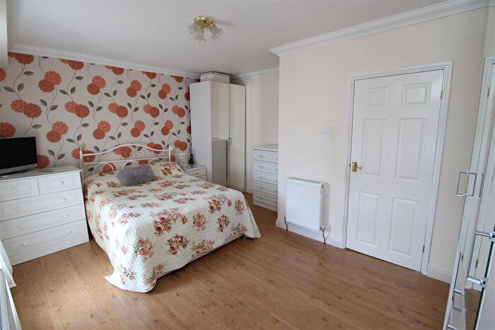 3 Bedroom End Of Terrace House For Sale In Elm Street, Aberbargoed, Bargoed, CF81